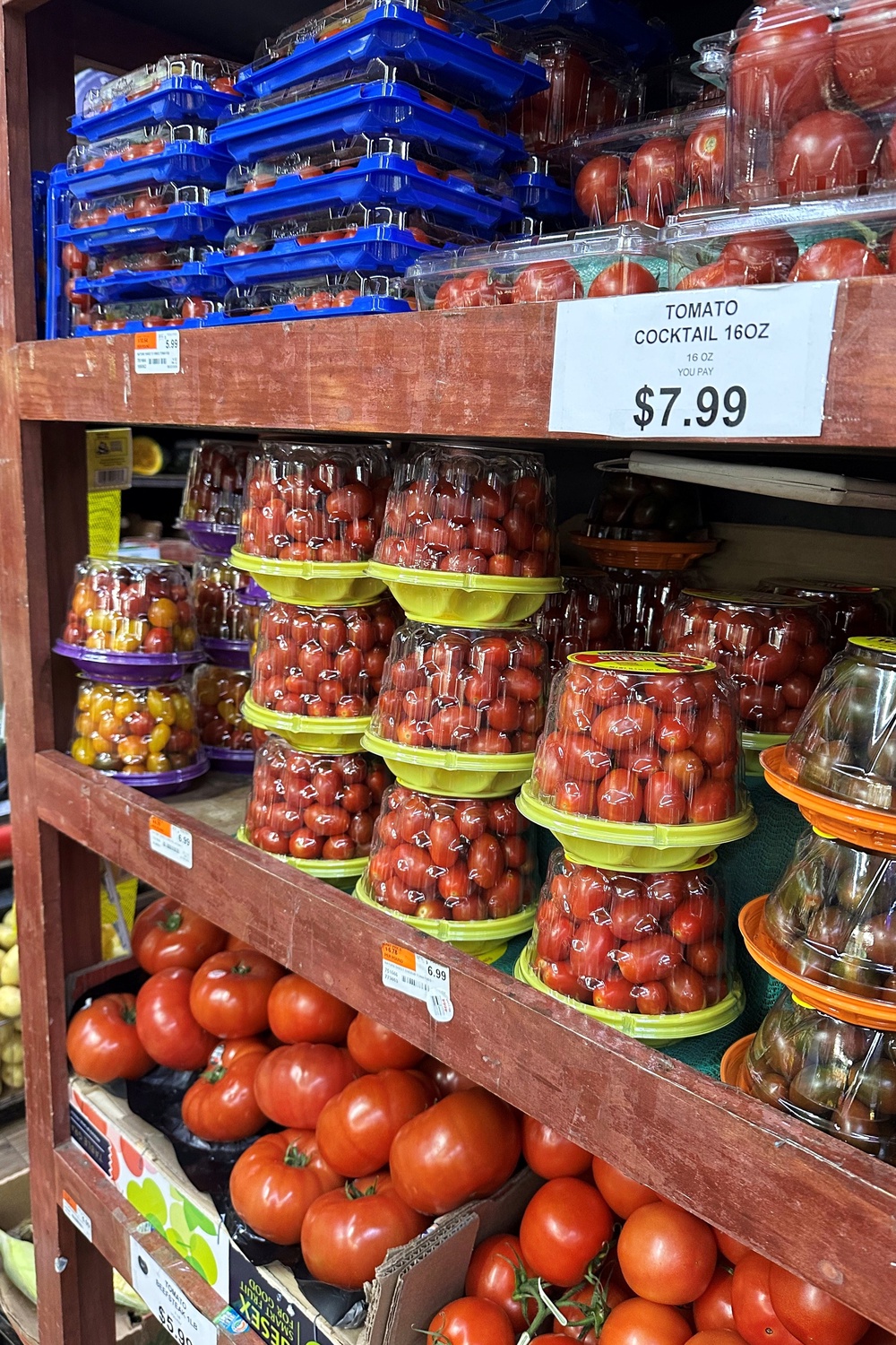 Federal data reveal that U.S. tariffs collected on tomatoes skyrocketed from just $16,424 in 2024 to nearly $4.6 million, a staggering 27,879% increase (Local Library)