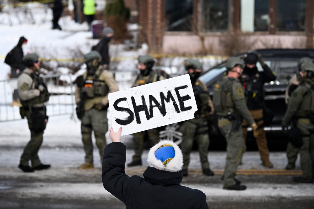 Minneapolis released video showing the moments before Sosa-Celis’s shooting, captured from a distance by a city-owned security camera (Getty Images)