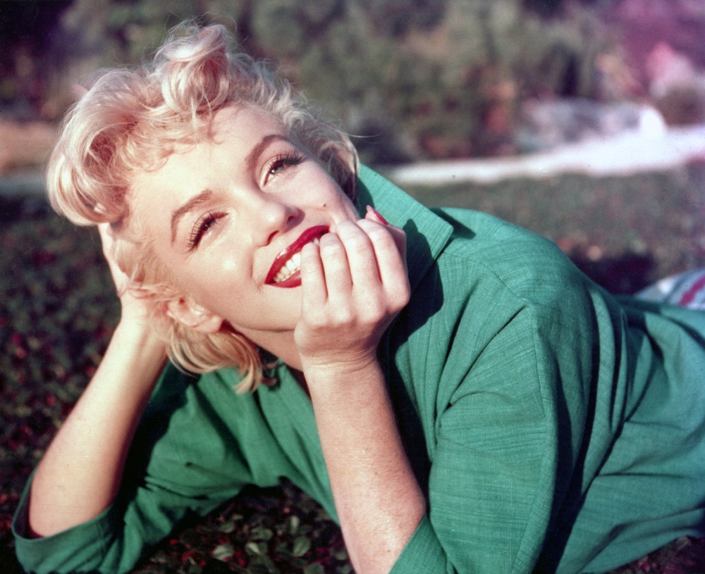 The previous world record for the most people dressed as Monroe in one location was reportedly set by 254 look-alikes in Brighton, Australia, in 2020 (Baron/Hulton Archive/Getty Images)