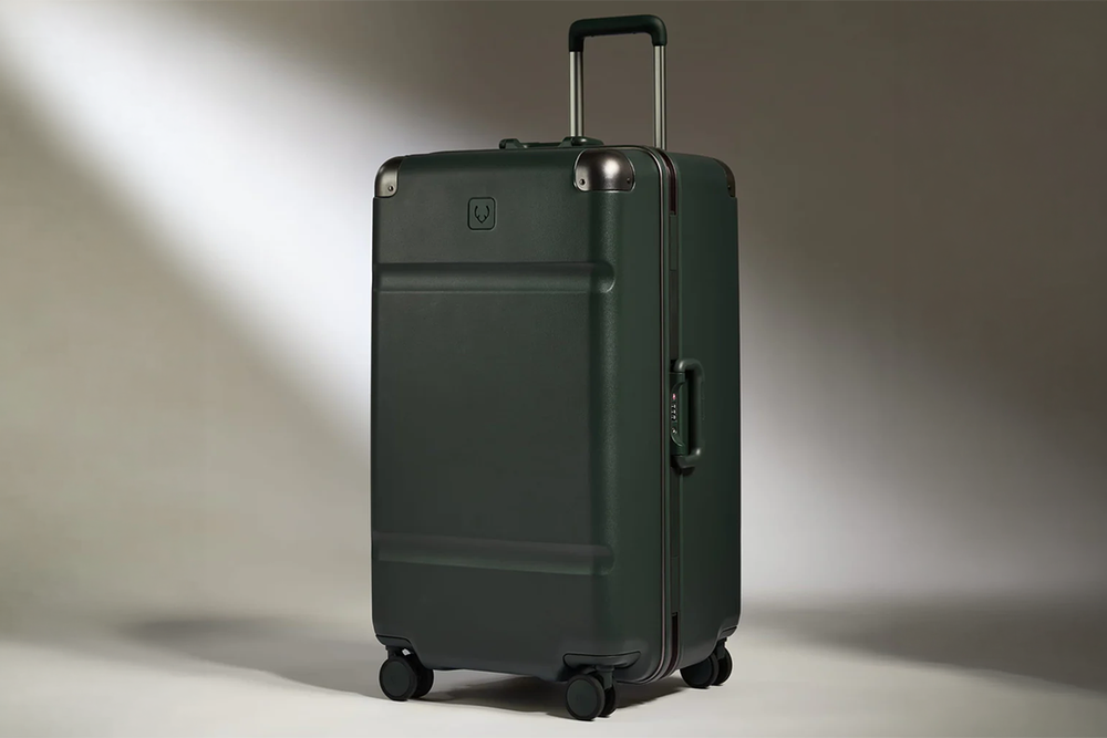 Image from: I’m a travel editor and this is the suitcase I take everywhere with me
