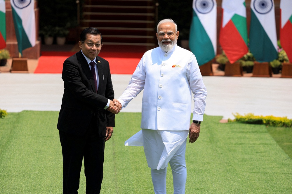 Min Aung Hlaing with Narendra Modi before their meeting at Hyderabad House on Monday (Reuters)