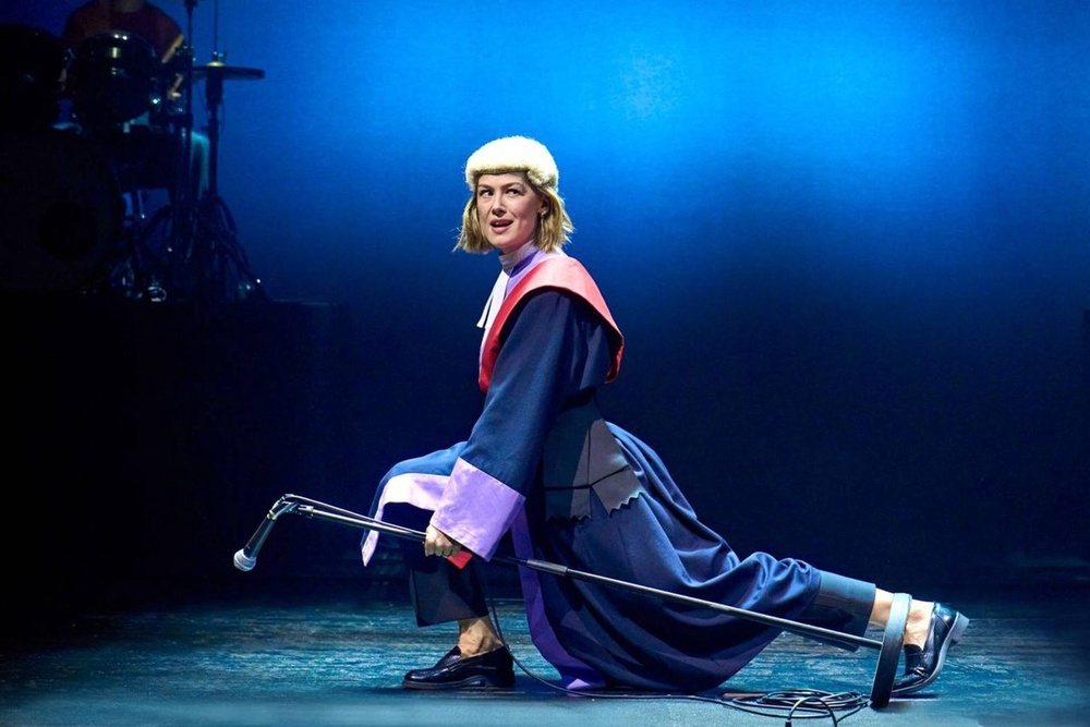 Rosamund Pike called out a theatregoer for using their phone during ‘Inter Alia’ (Manuel Harlan/National Theatre)