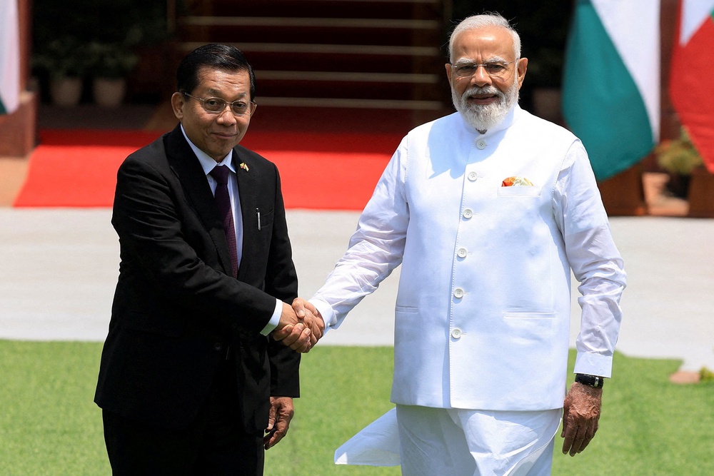 Min Aung Hlaing meets prime minister Narendra Modi (Reuters)