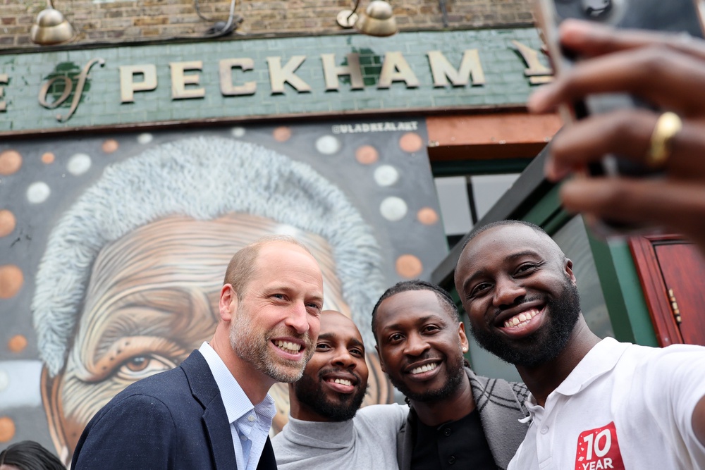 William posed for selfies outside the Prince of Peckham Pub (Chris Jackson/PA) (PA Wire)