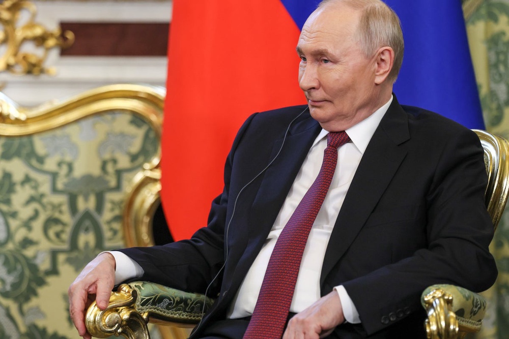 Image from: Ukraine-Russia war latest: Zelensky offers to meet Putin and says ‘you will fight for survival’ if you don’t end war