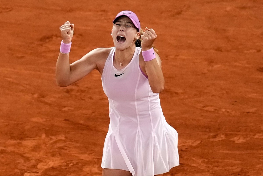 Image from: French Open LIVE: Teen sensation Mirra Andreeva dominates final to win first grand slam title