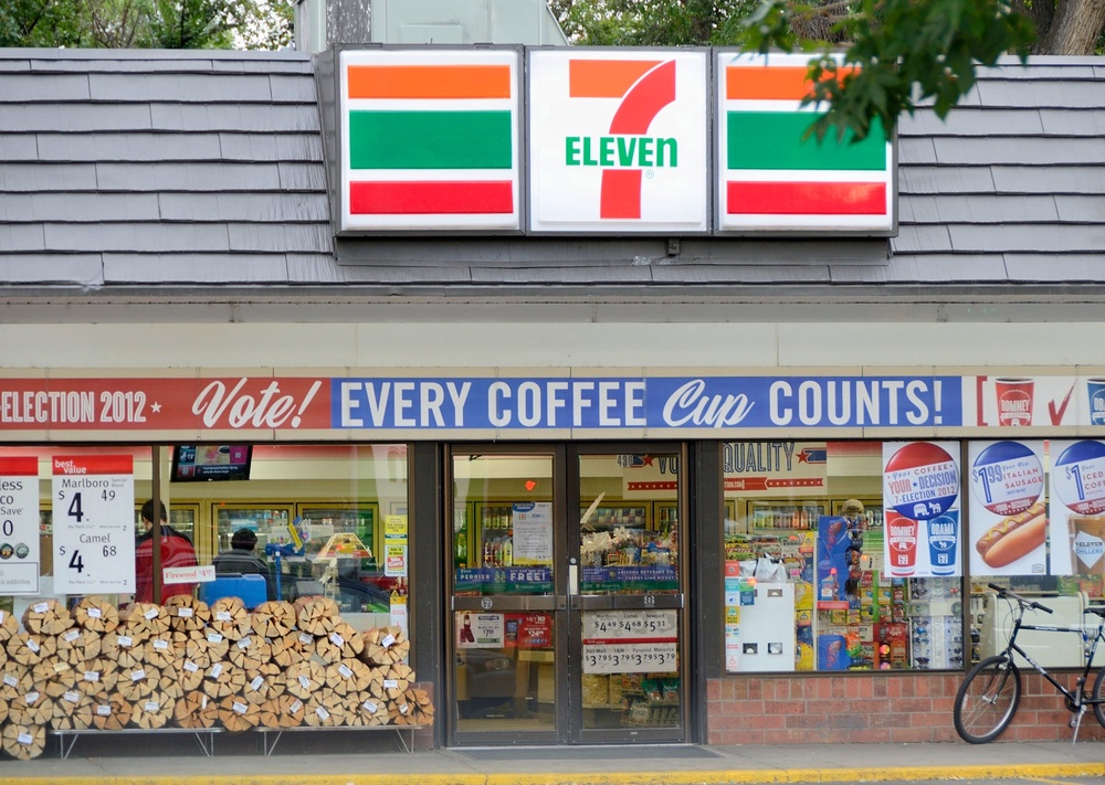 7-Eleven is offering donuts for 50 cents each (Getty/iStock)
