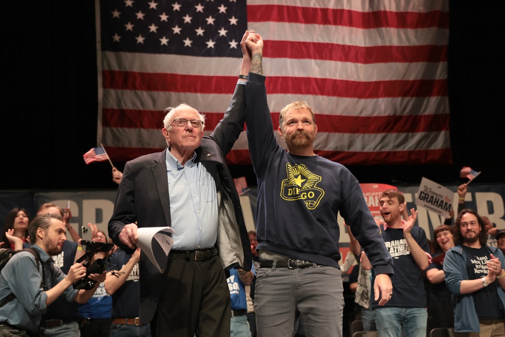 Despite many controversies, Platner has earned the support of Democrats like Sen. Bernie Sanders (I-Vt.). (Getty)