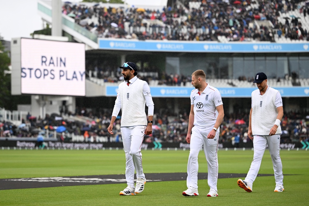 Rain interrupted the third day at Lord's (Getty)