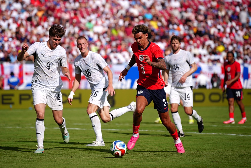 England’s Nico O’Reilly attacks the New Zealand defence (Bradley Collyer/PA)