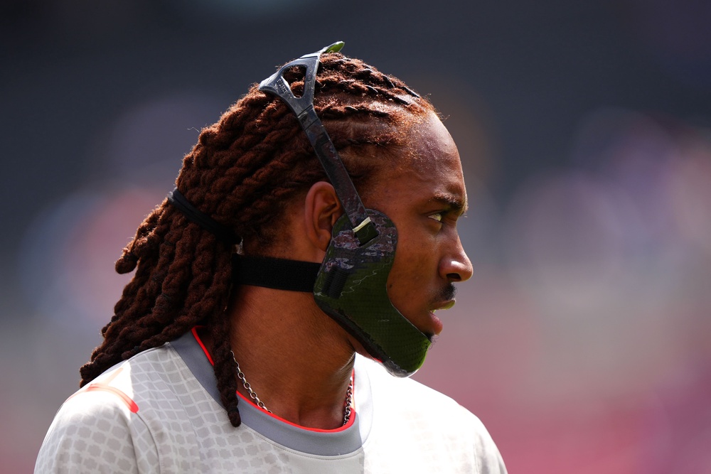 Djed Spence has to play in a protective mask due to a broken jaw (Bradley Collyer/PA). (PA Wire)