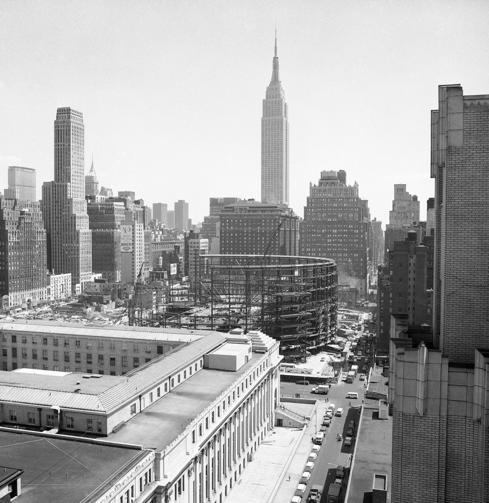 Structural steel that will become the new Madison Square Garden goes up on the site of the demolished Penn Station in 1966 (AP)