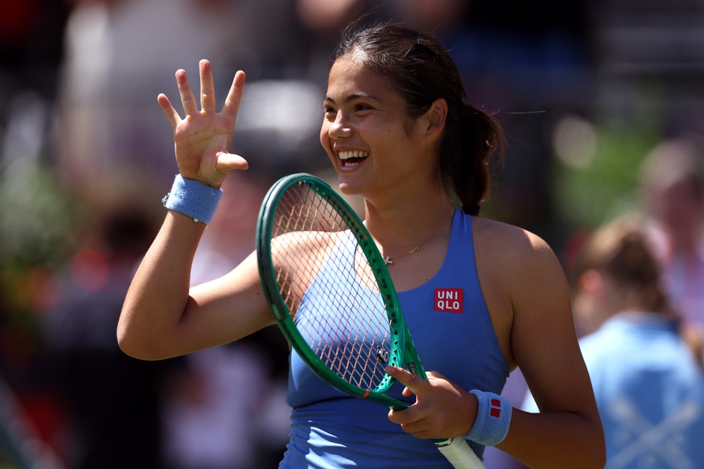 Emma Raducanu celebrates victory over Anna Blinkova (Getty)