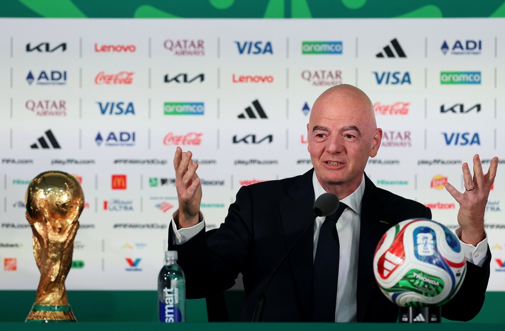 Image from: Fifa World Cup sell-off LIVE: Uefa declares loss of confidence in Infantino as controversial plan scrapped