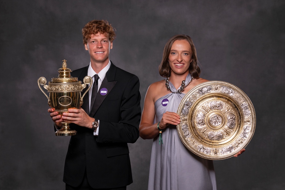Jannik Sinner and Iga Swiatek won £3m each for winning last year’s Wimbledon (Getty)