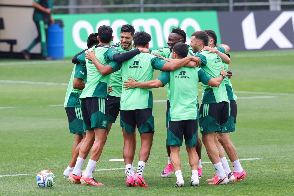 Mexico is regarded as an outsider for this summer’s tournament with bookmakers offering odds of around 66/1 for them to lift the trophy (Getty)