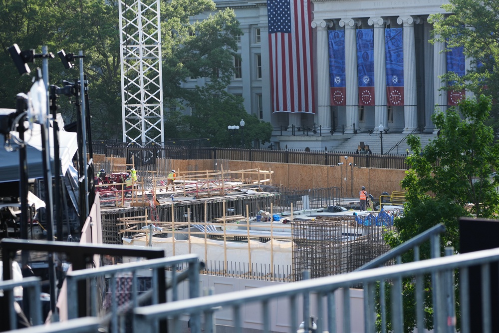 Attendees seated higher up at UFC Freedom 250 may also be able to view the ongoing construction occurring on the White House ballroom, which a federal judge has temporarily paused (AP)
