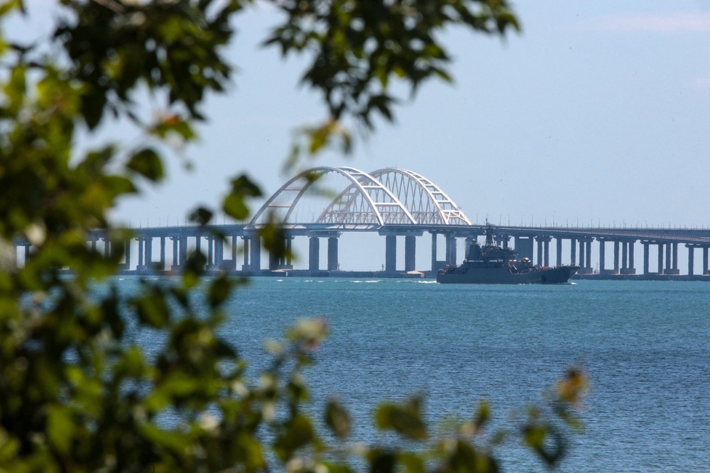 The Kerch bridge links the Russian mainland to Crimea (AFP/Getty)