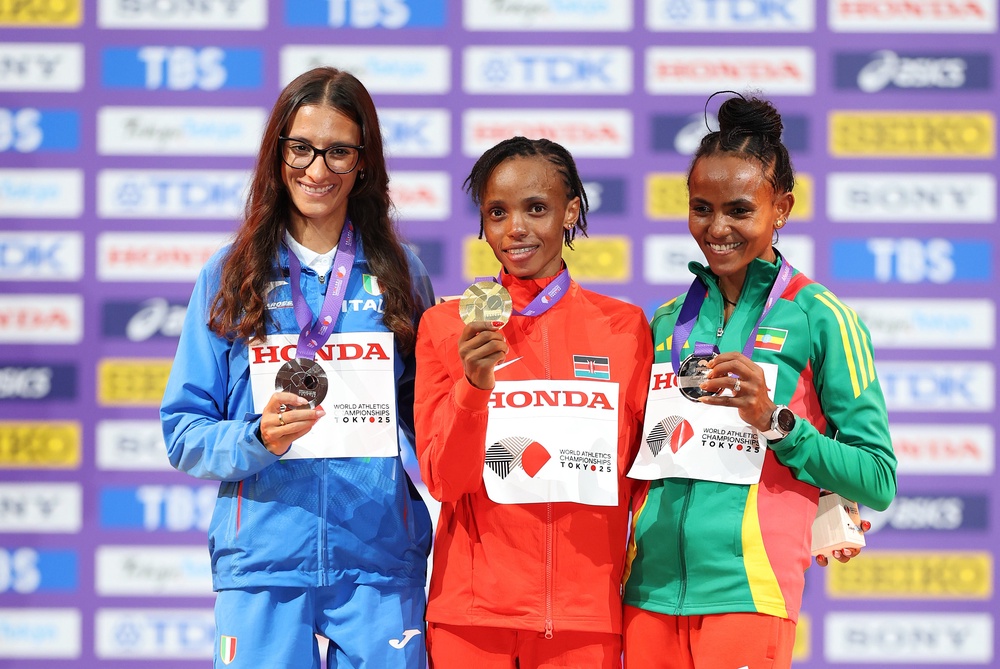 Tsegay (right) is set to miss the rest of the season (Getty)