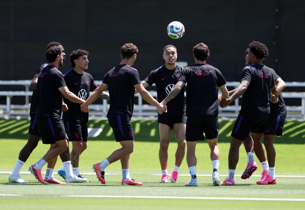 The USA will face off against Paraguay in its opening match later Friday (Getty Images)