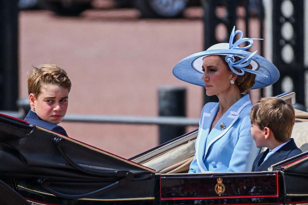 Prince Louis and Prince George with Kate Middleton (Reuters)