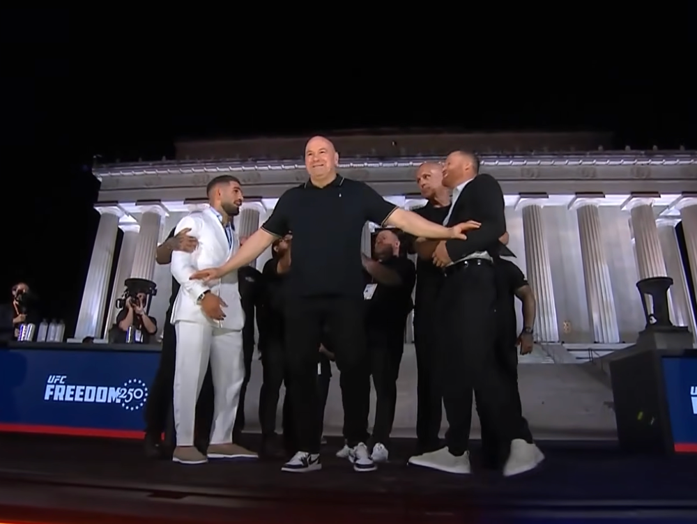 Dana White separates Ilia Topuria (left) and Justin Gaethje (UFC / YouTube)