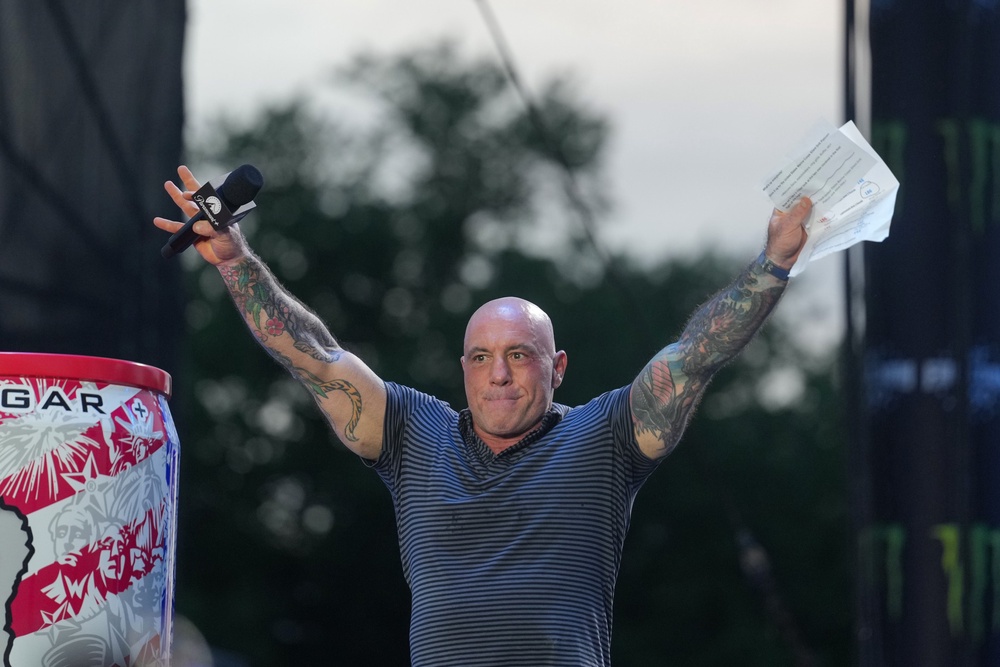 Joe Rogan at the UFC White House ceremonial weigh-in (Getty)