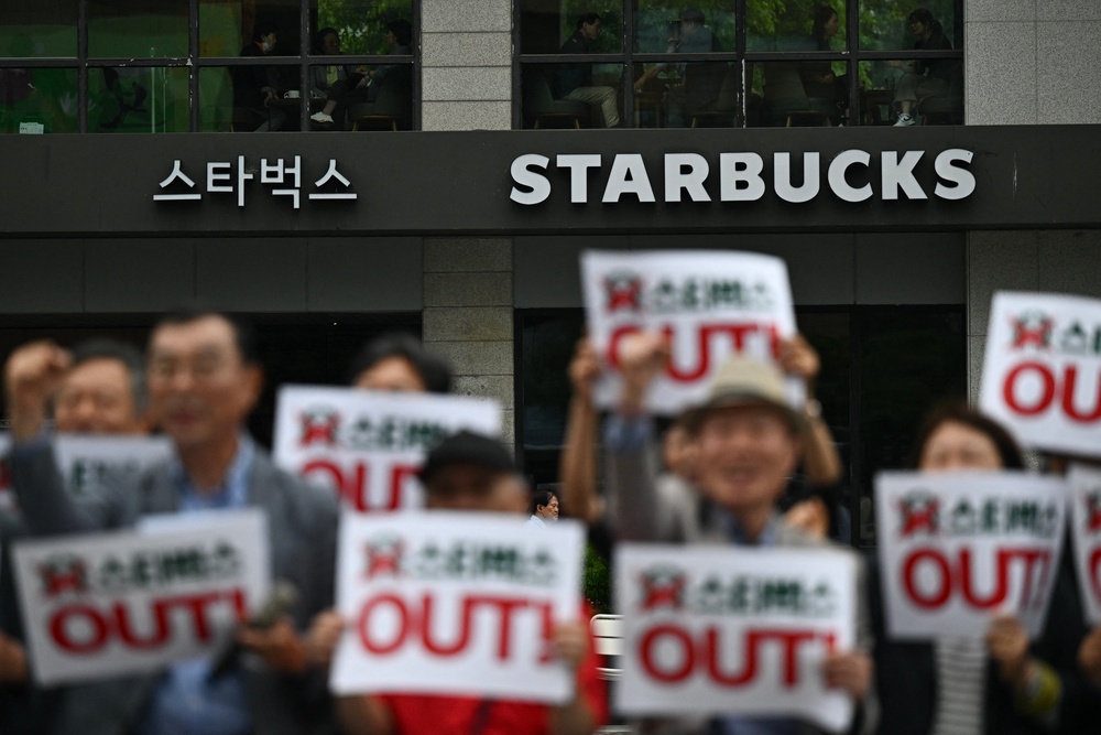 The campaign further fueled outrage by using the slogan “Thwack it on the table!” (AFP/Getty)