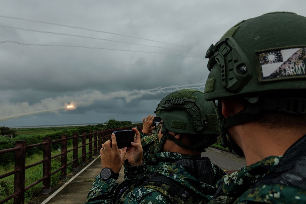 Taiwanese soldiers during a live-fire training exercise in Taichung (AFP via Getty)