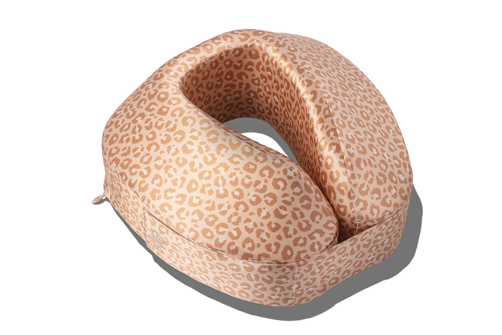 Image from: I’ve found the travel pillows that will help you arrive well-rested