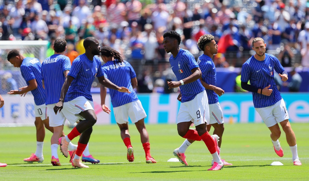 France players warming up (Reuters)