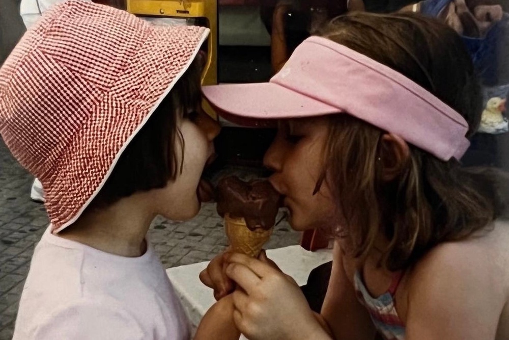 Aimee and Adele did 'everything together' growing up (Molly Rose Foundation)