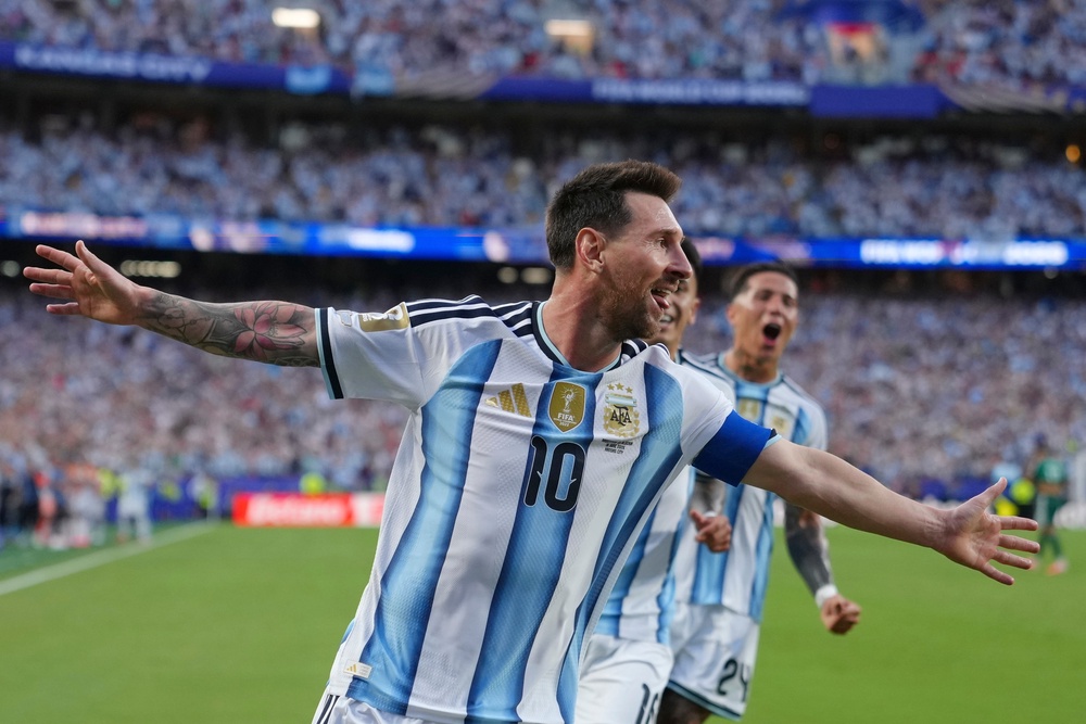 Leo Messi fired Argentina into the lead against Algeria and sent a reminder that he wants to regain the World Cup (AP)