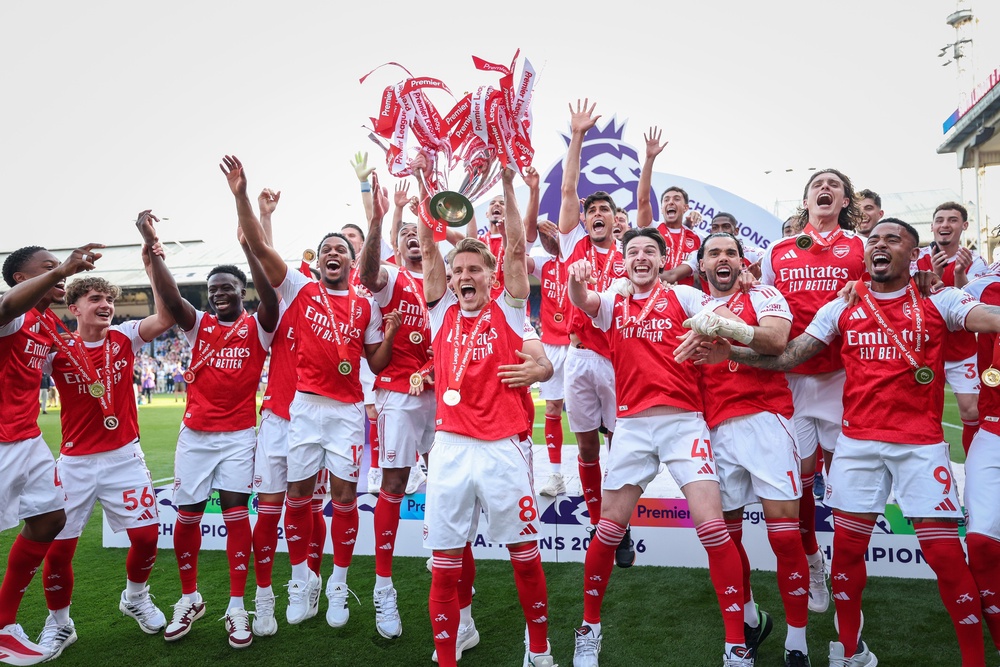 Arsenal are the favourites to win the Premier League and defend their title this season (Getty)