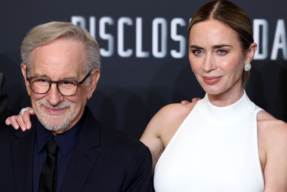 Emily Blunt with ‘Disclosure Day’ director Steven Spielberg (AFP/Getty)