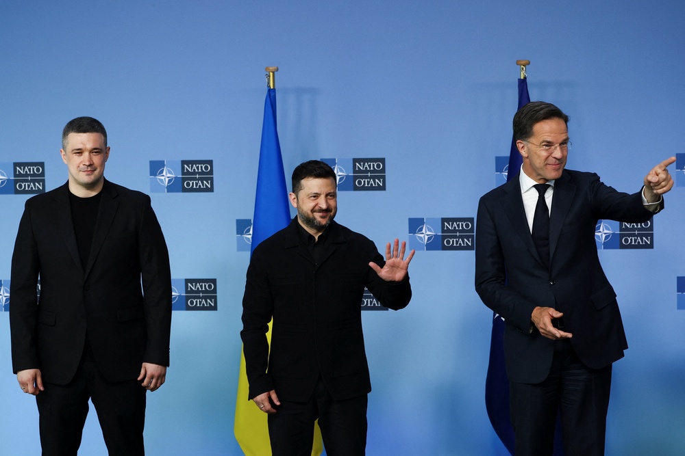  (Reuters)