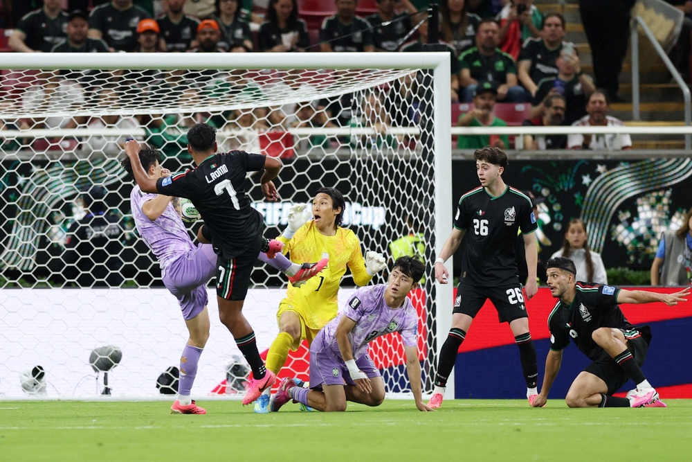 Luis Romo scored the only goal of the game in Guadalajara (Reuters)