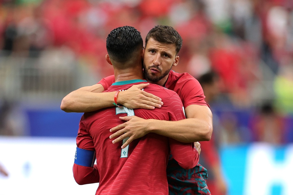 Image from: Portugal vs Uzbekistan LIVE: Under-fire Cristiano Ronaldo starts again after dismal World Cup opener
