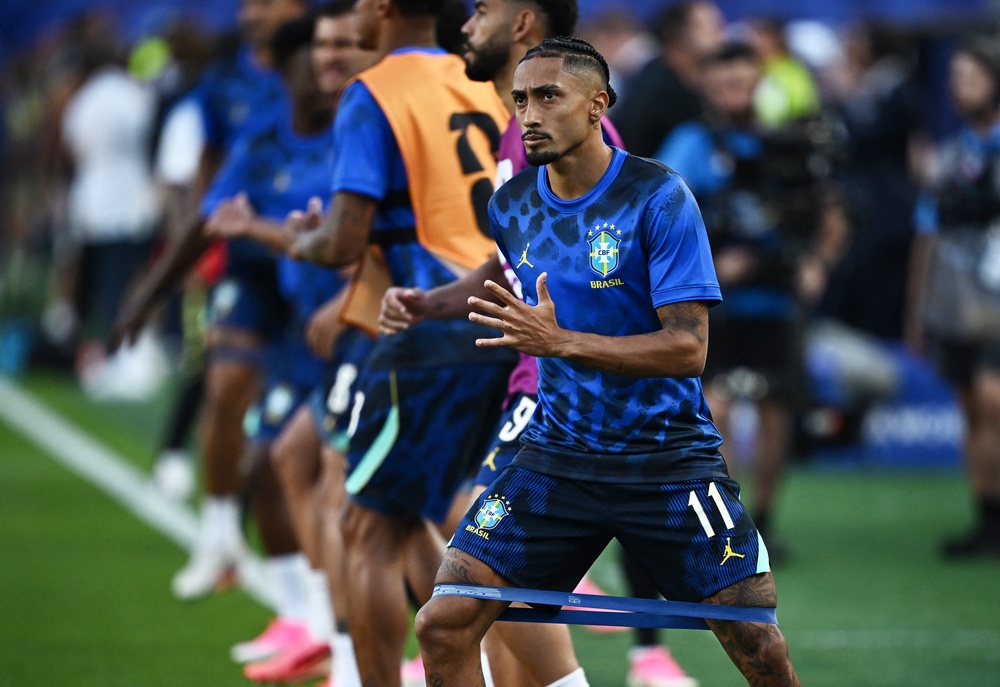  (Reuters)