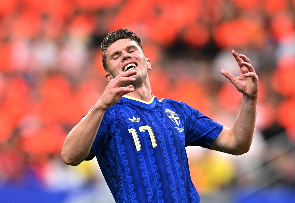  (Reuters)
