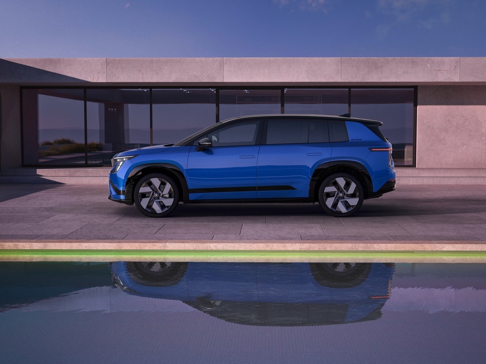 At just under five meters long, the Škoda Peaq is a rival for more expensive seven-seat EVs like the Kia EV9, Hyundai Ioniq 9 and Volvo EX90 (Škoda)