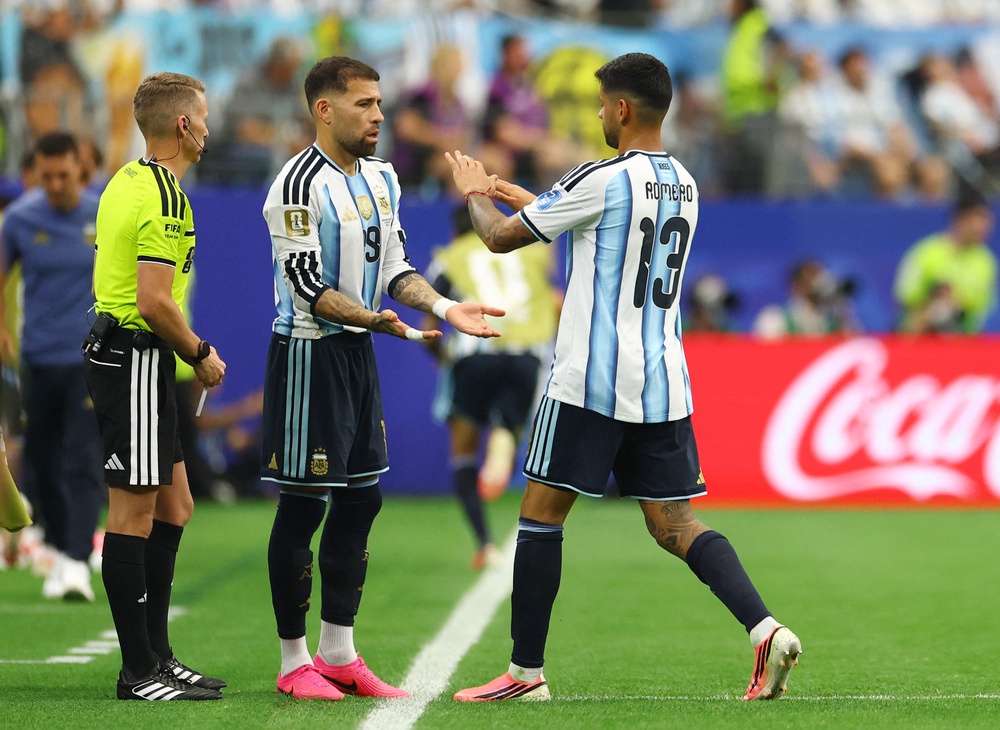  (Reuters)