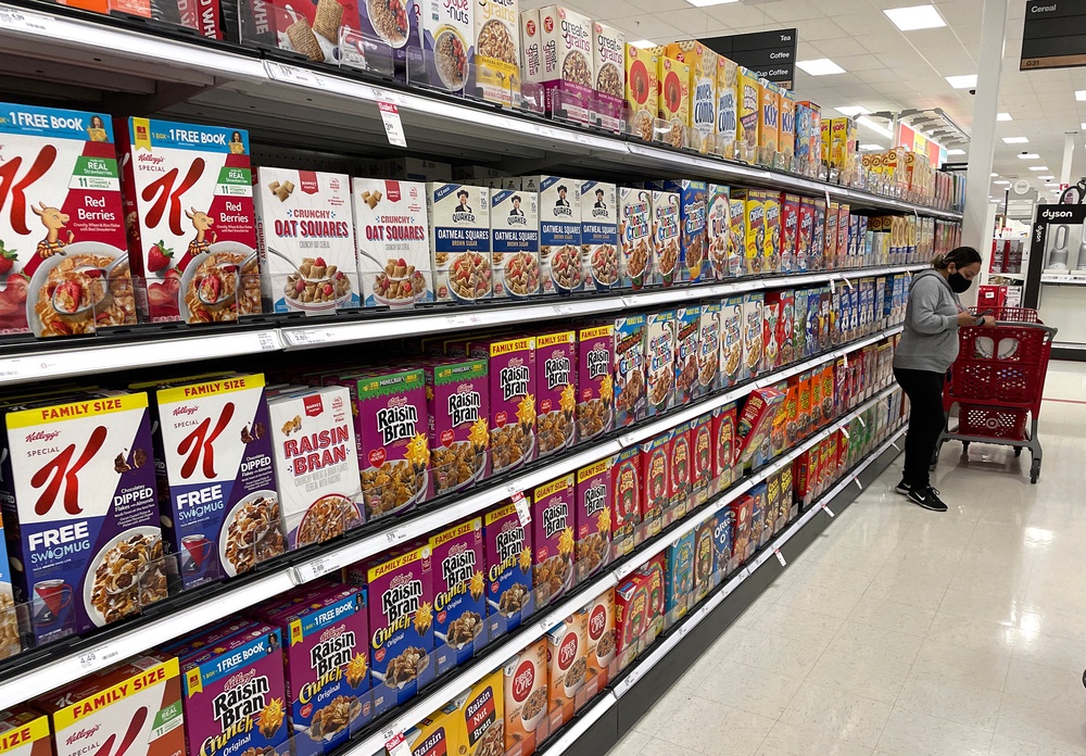 Cereals that are high-fiber and low-sodium are the best choices for lowering the risk of strokes, according to experts (Getty)
