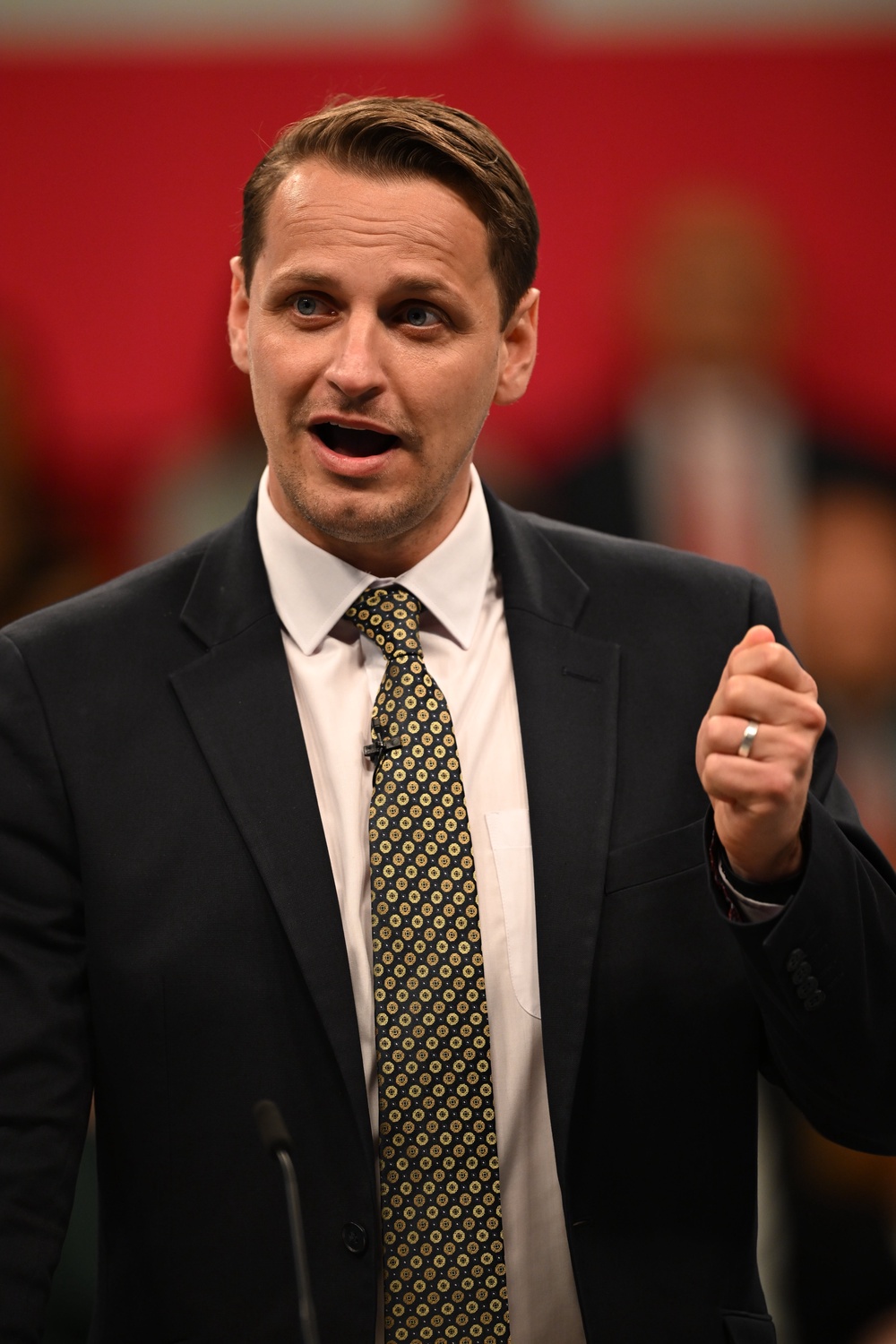 Labour MP Mike Tapp argues that from now on, if a party changes leader mid-term voters should have their say (Getty)