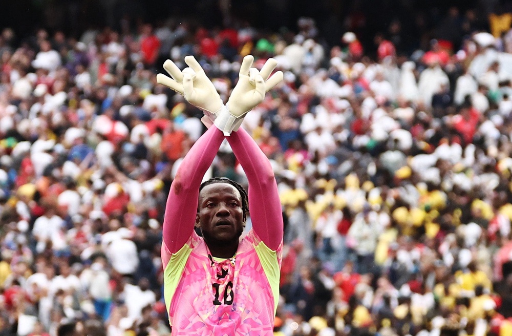 Ghana back-up goalkeeper Benjamin Asare kept a clean sheet against England (Reuters)