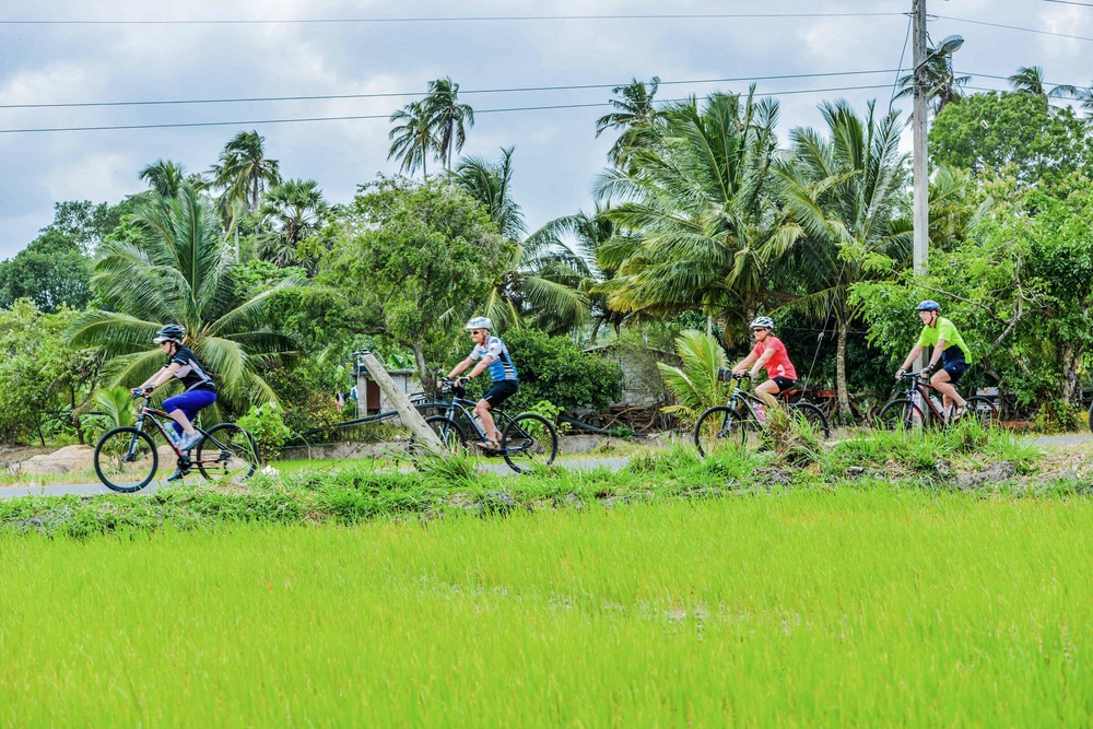 Cycle Sri Lanka tour (Intrepid/PA)