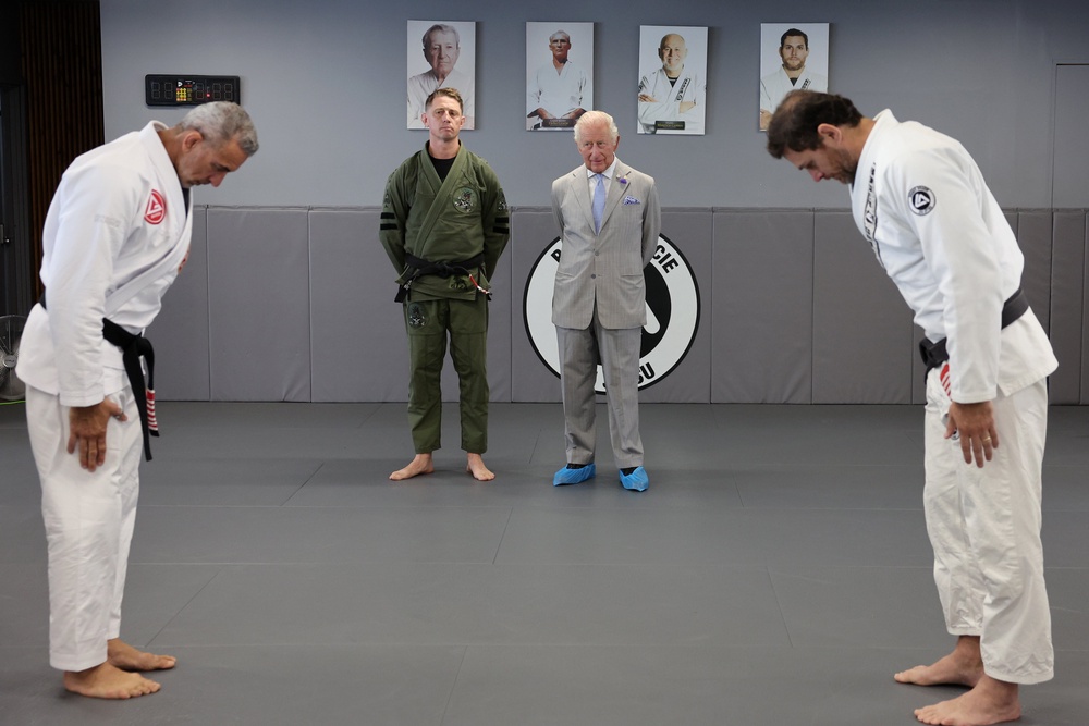 Charles viewed a demonstration on the mats with founder of Reorg Sam Sheriff (Chris Jackson/PA) (PA Wire)