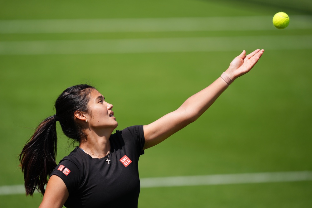 Image from: Wimbledo LIVE: Serena Williams discovers opponent, Emma Raducanu injury latest, Jack Draper’s nightmare draw