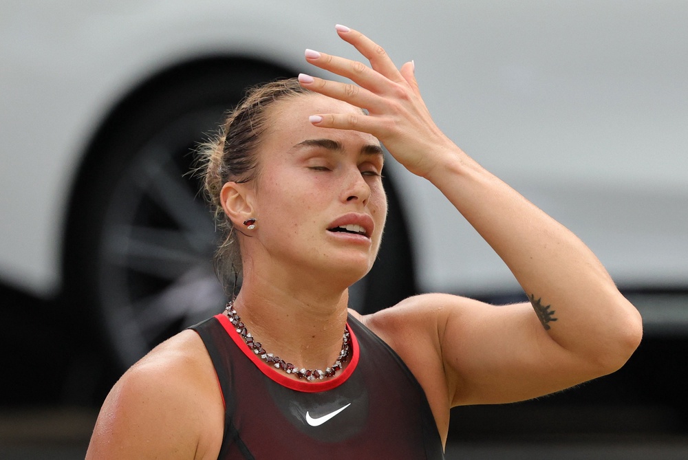 Image from: Wimbledon 2026 LIVE: Emma Raducanu explains last-minute injury withdrawal on eve of tournament