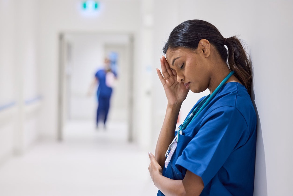 The report says there were around 23,000 nursing vacancies in England, but these figures “understate the true shortfall” as they do not account for frozen or unfunded posts. (Getty/iStock)